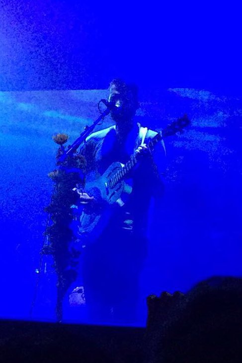 JakeFern's tweet photo. Last night was incredible, @brandnewrock 🤘🏼 forever my favorite band.. #FightOffYourDemons https://t.co/s28A3hiTa5