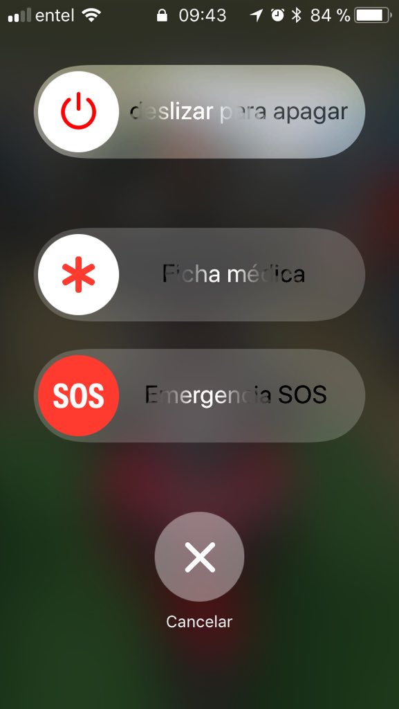 mr_oly's tweet photo. Sabias que apretanto 5 veces el boton de encendido de tu iphone te aparece esto? Es muy importante en caso de accidente activa tu ficha med https://t.co/KyGKkXDhtl