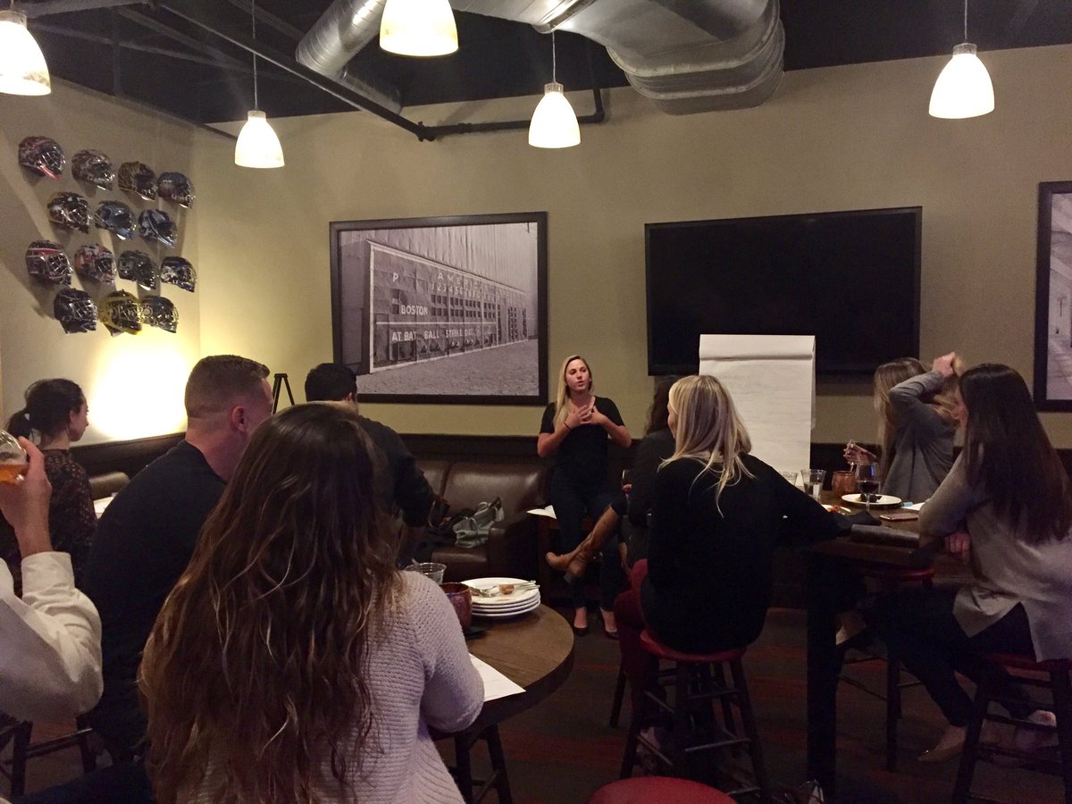 Such a great turn out at last nights Women's/NextGen ERG talking all about what motivates us #ERG #motivation