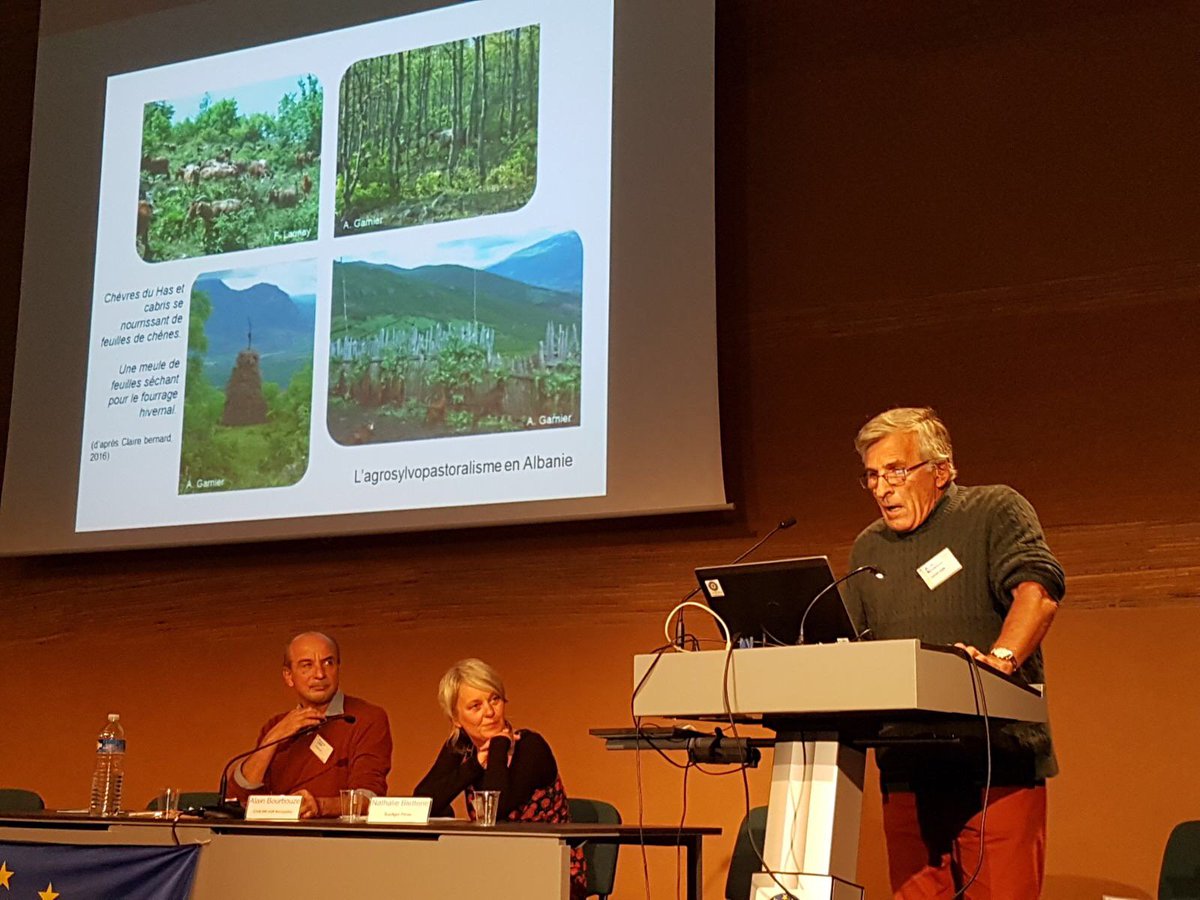 CIHEAMIAMM's tweet photo. Ouverture des #RIAAM: Débats entre #acteurs #transmission #réseau #biodiversité #préservation #prédation #pasto https://t.co/opfL8Ptrk9 https://t.co/u2vM33uyF6