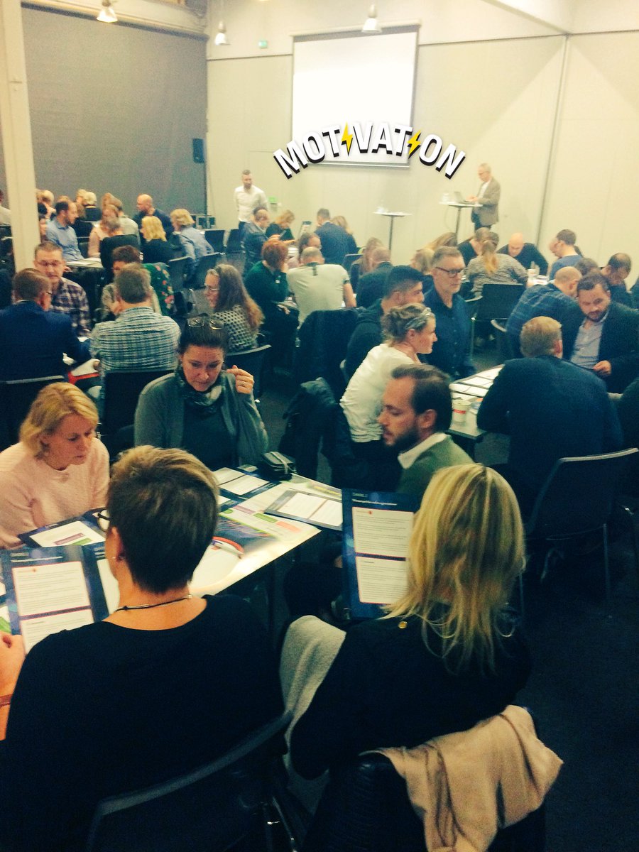 miadesignarpaaf's tweet photo. Åke och Tomas motiverar dialogen! #MOdig8 #vipåaf https://t.co/jtyCv98P8N
