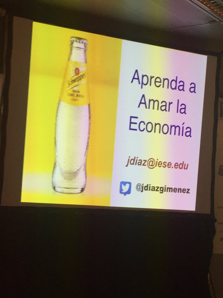 lolagb's tweet photo. Presentamos #esclean2018 @FSMS_es disfrutando de una conferencia de @jdiazgomez gracias #aefimil @ArrugaRafa https://t.co/AjVTOJ724D