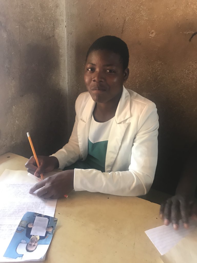 Some of the kids at Mombo writing letters back to our pupils at St.Timothy’s <a href="/EdMalawi/">MalawiEdPartnership</a>