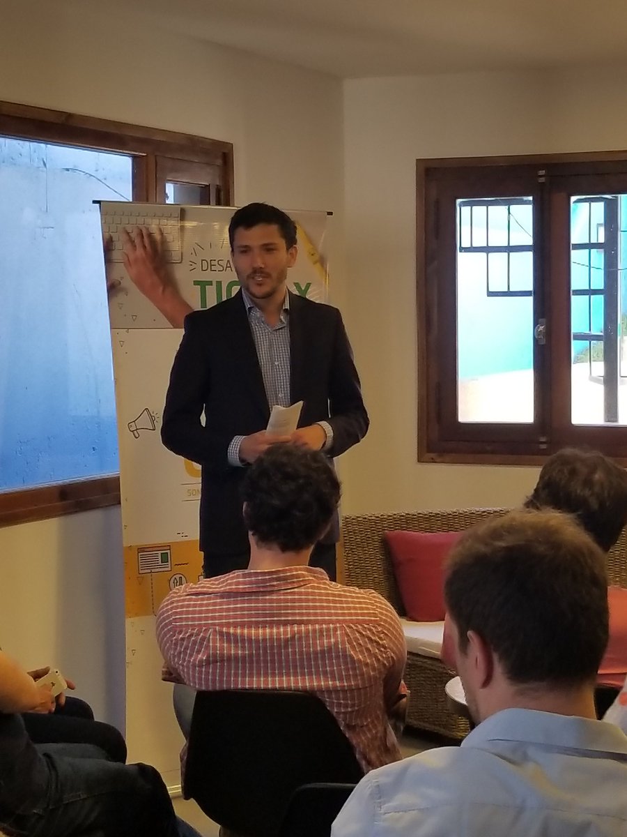 hcuervo's tweet photo. #CEO y #CFO compartiendo experiencias en @IBMArgentina  junto a @barrerolarroude y @Santiagobulat #in https://t.co/jmNIVO24Hj