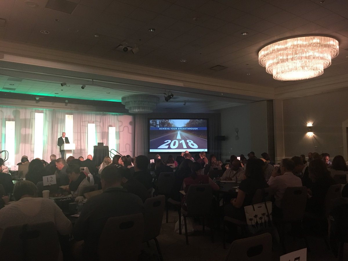 ChristineRuthe7's tweet photo. @RhythmSystems Identifying the obstacles for 2018!  #breakthrough2017 @MidMarketCenter  @pthean https://t.co/cFCamXCj0h