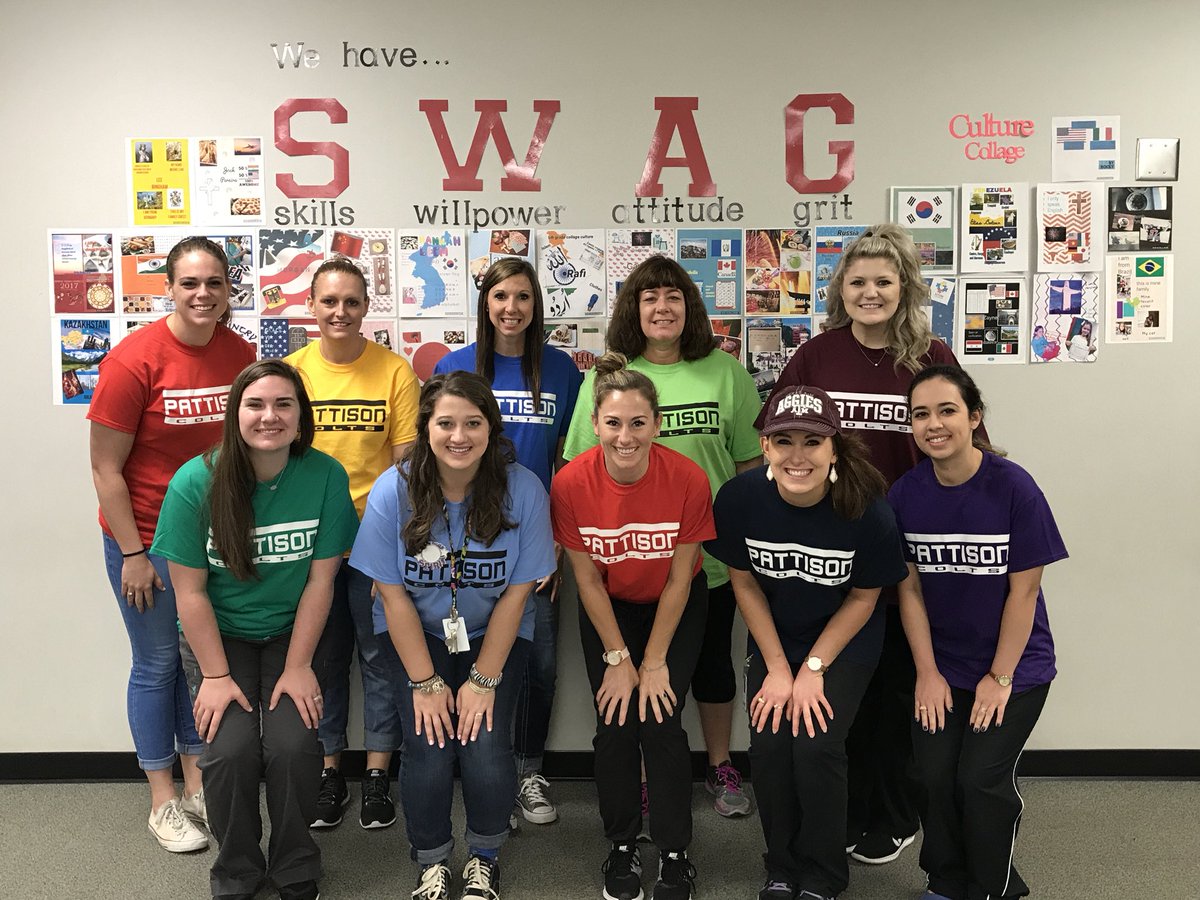 cmacat04's tweet photo. We’ve got spirit...yes we do! #coltconnect #bethelegacy #fieldday https://t.co/4cJcId1uMu