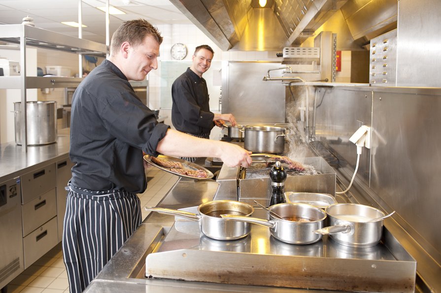 Ernst Sillem Hoeve tweet media