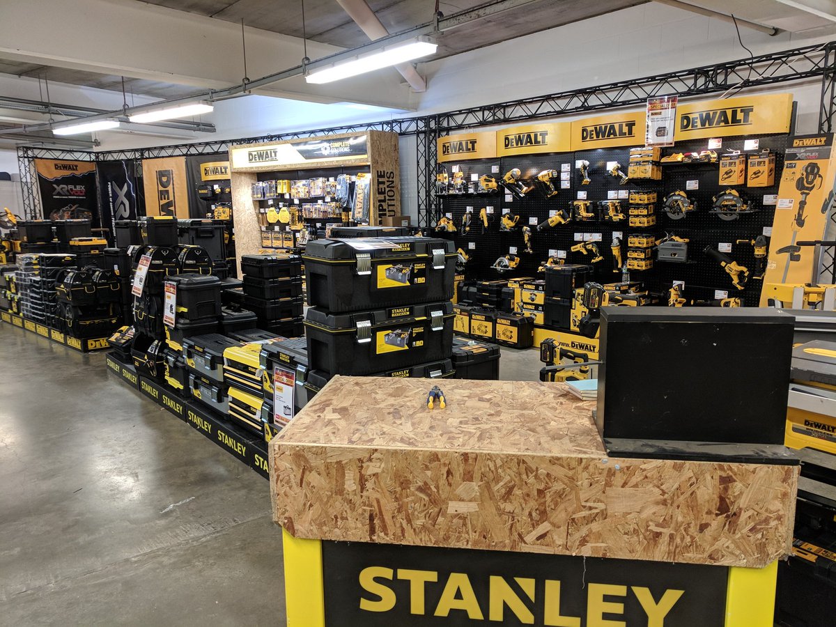 AngliaTools's tweet photo. The @DEWALT_UK stand looking π ready to go from 4pm #ATCtoolshow https://t.co/ICCrF69UH8