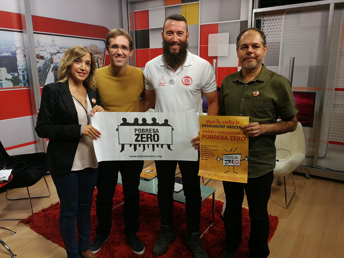 POBRESAZEROCV's tweet photo. Entrevista #PobresaZero en programa Línea Roja @informacion_tv con @GallegoMillan @TmirapercevalG @VD_Dominguez @joacedo #desigualdadObscena https://t.co/7zHk1DimQv