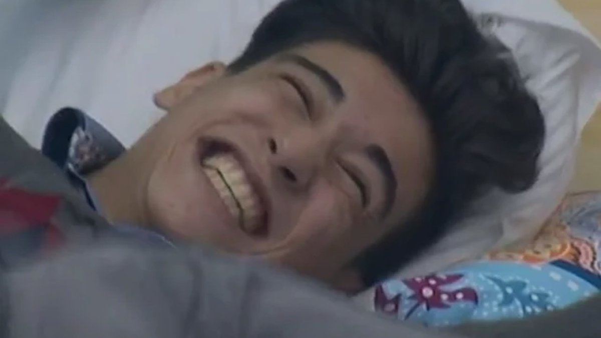 jamil_mitch's tweet photo. @itsmeMarcoG  hnhanap hnap ko ang gnyang ngiti mo😂😂😆😆 https://t.co/jbO4cHMkNX