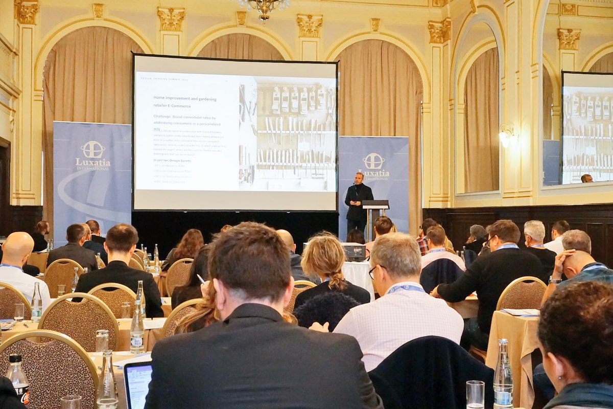 Luxatia_intl's tweet photo. @Nervo from Accenture Interactive talking about Data-driven Design in Practice at the #DesignThinking2017 summit . #DT2017 #Prague https://t.co/OhlQHn8dJJ
