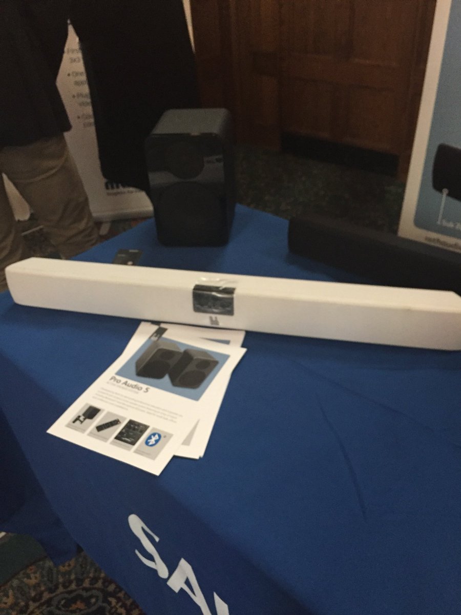 .<a href="/RothAudio/">RothAudio</a> sub zero sound bar now available in white!! #saharashowcase #avtweeps