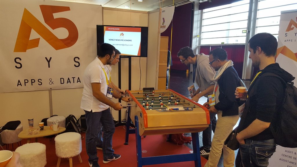 Inter-conf au dev fest chez A5SYS
#devfestnantes #devfest17 #a5sys <a href="/A5sys/">A5sys</a>