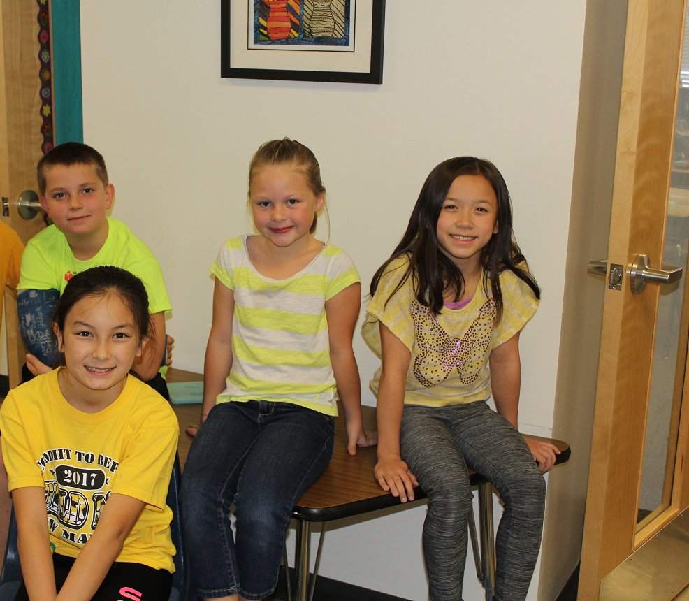 FCPSMaryland's tweet photo. Wonderful example of #FCPSCharacterCounts @NewMarketElem 
Red=Caring
Green=Responsibility
Yellow=Respect
Orange=Fairness
#FCPSProud https://t.co/JmDcrY1Cwr
