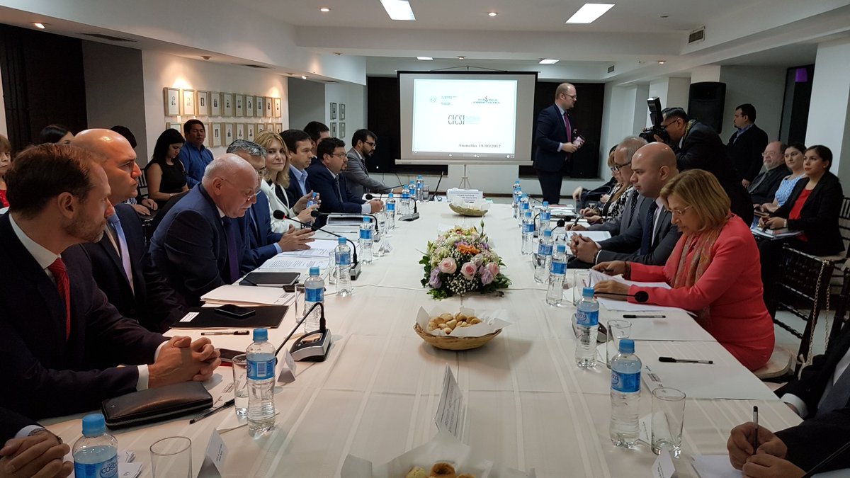 mreparaguay_en's tweet photo. @EladioLoizaga leads the meeting of the Inter-Institutional Commission for Compliance with International Judgments, on Human Rights. https://t.co/9GKEy4W0MV
