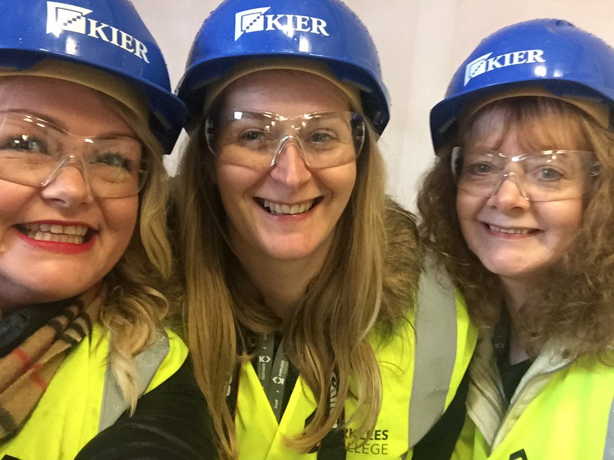 lydiahorbury's tweet photo. Excited to be at the new #wearedlq #Springfield Centre of @kirkleescollege for the #steelsigning https://t.co/veyeGOnf2x