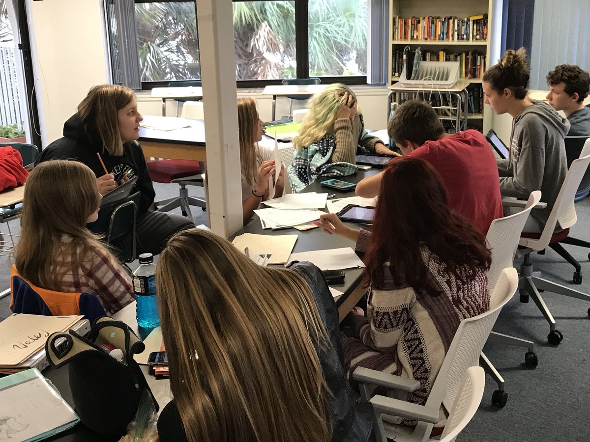 AcademyEs's tweet photo. Working on our next debate while enjoying our awesome new seating thanks to @Haworthinc and @citruseducation #aeslife https://t.co/vm0RSHltcB