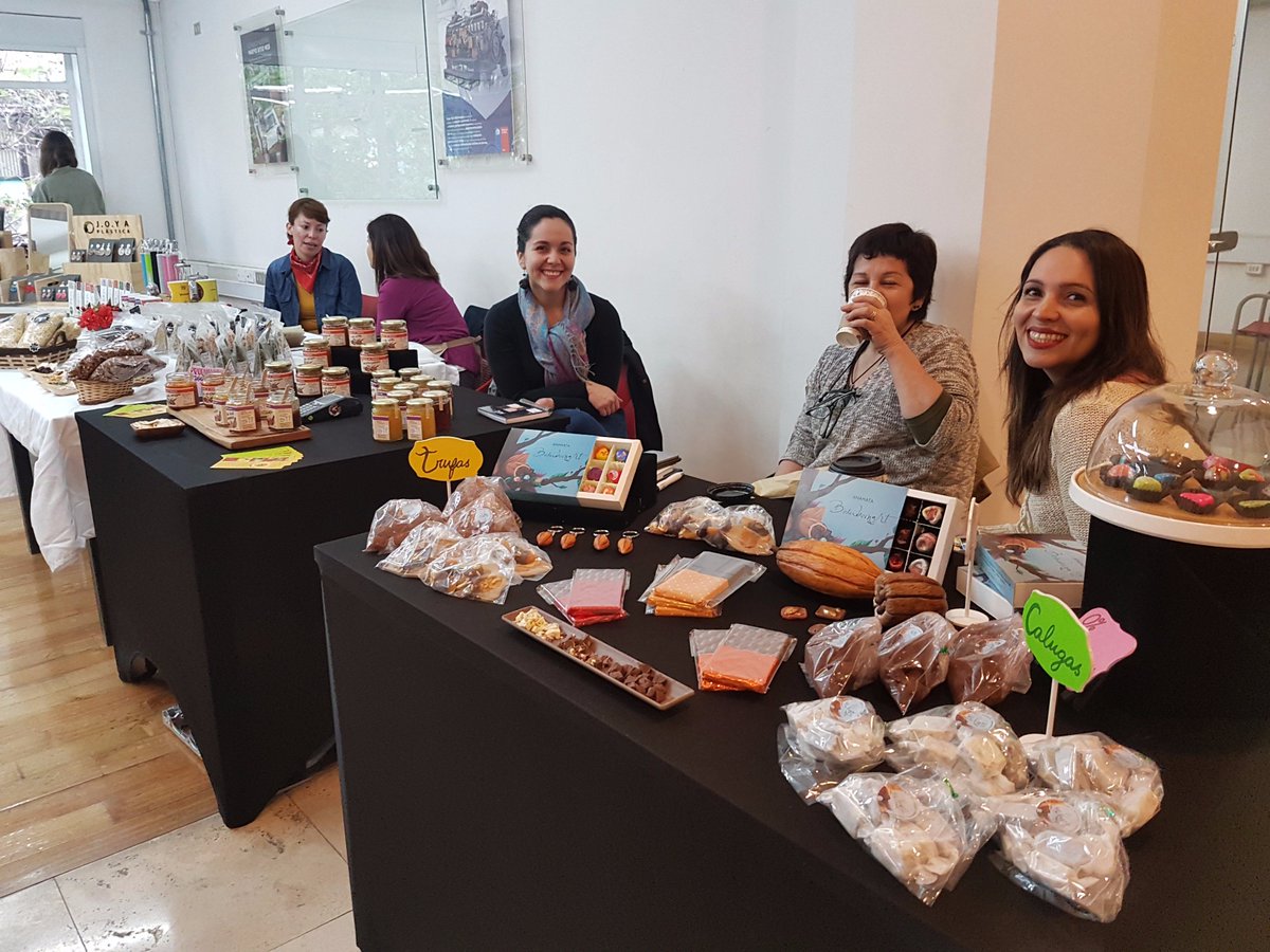 CC_Corfo's tweet photo. Ya comenzó nuestra Feria de Emprendimiento de Primavera con más de 15 expositores. Hasta las 16.30 horas de hoy estará abierta @CC_Corfo https://t.co/rO1k6Op0D5