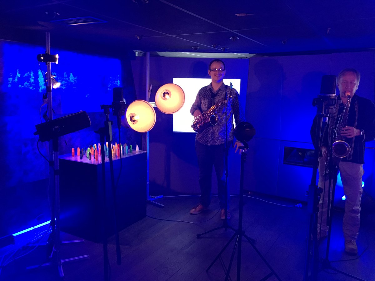 CedricSimard's tweet photo. #360 #camera + #openinnovation + #3Dprinting+ #sax #personalization = @syos_music 360° video is coming soon! @3DEXPERIENCELab @bymaddyness https://t.co/3YTqUhYHhy