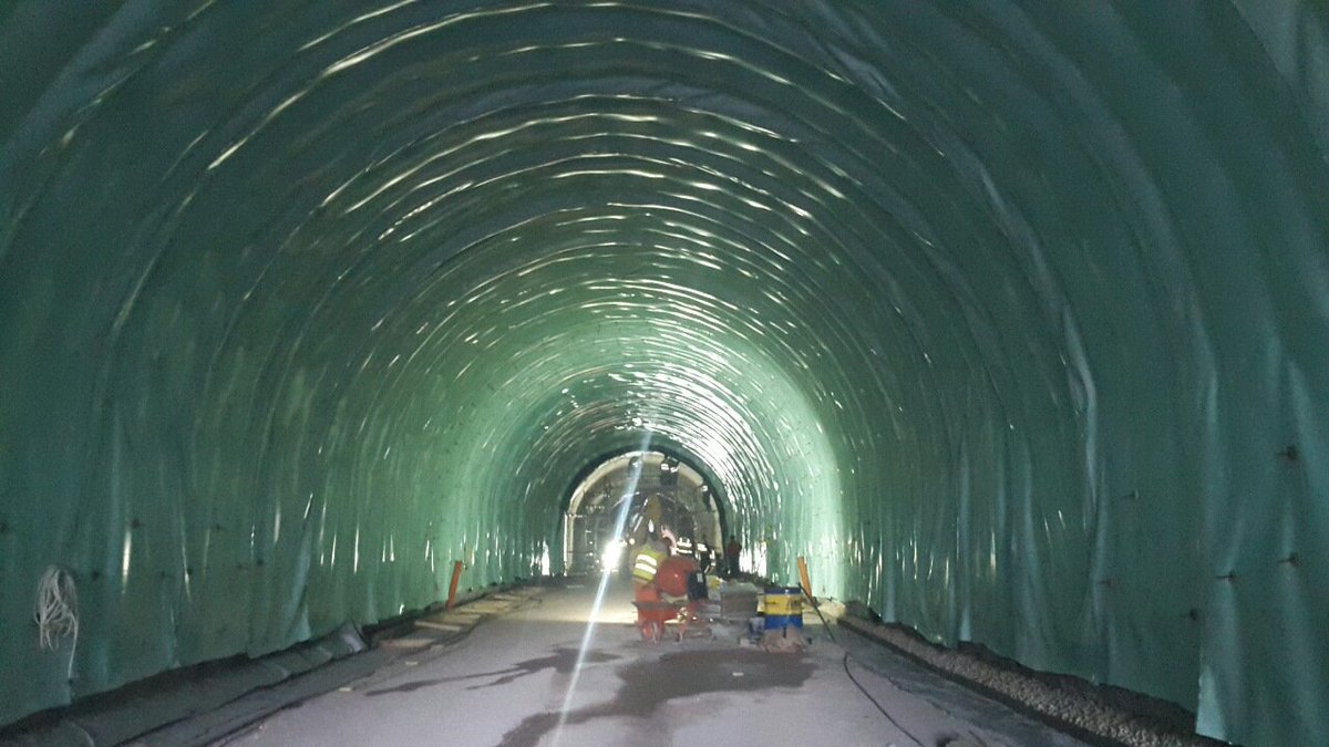 Palelive's tweet photo. Radovi na tunelu Kalovita Brda #underconstruction #Jahorina #tunnel  #palelive https://t.co/yjx43orml0