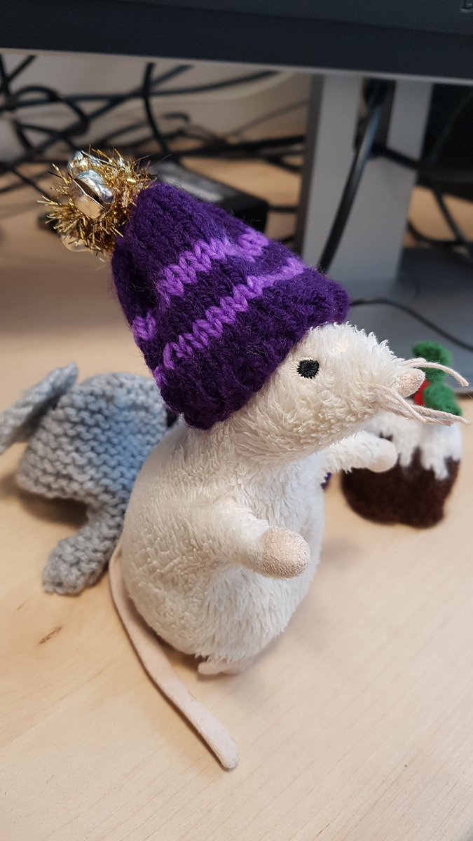 miceonthemove's tweet photo. Today's new hat has bells on, I was inspired by @GreatGeorgeWMB #mikemouse #innocentbigknit https://t.co/cRe5hkDOwV