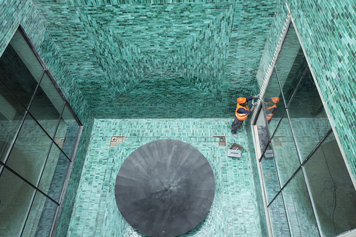 Bouygues_C's tweet photo. The new #YvesSaintLaurent Marrakech museum, designed & built by #BYMARO, was opened to the public https://t.co/M9eCxpiaOg https://t.co/GIF1h7Vool