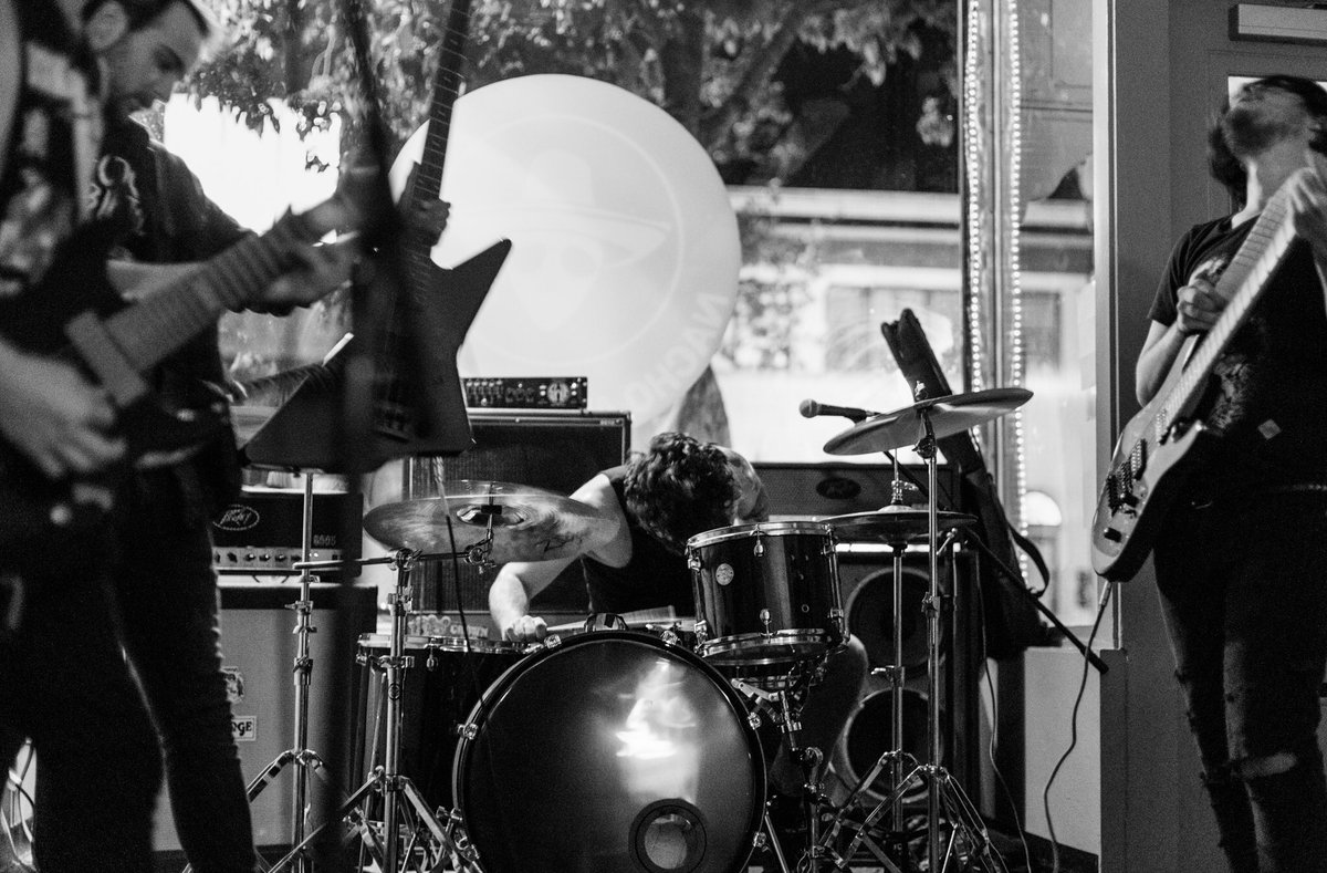 crownvicwv's tweet photo. Last night in Marietta, OH. @NachoAvgTaco https://t.co/Vs8HnP1OmT