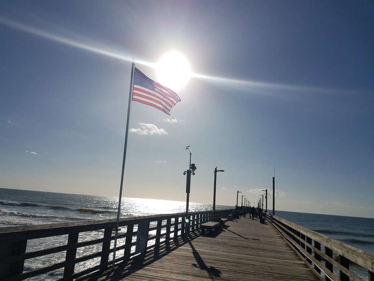 Better late than never...currently 67° with a NNE wind at 7mph ...the tide is high..low is at 3pm.. Seeing a few fish stirring