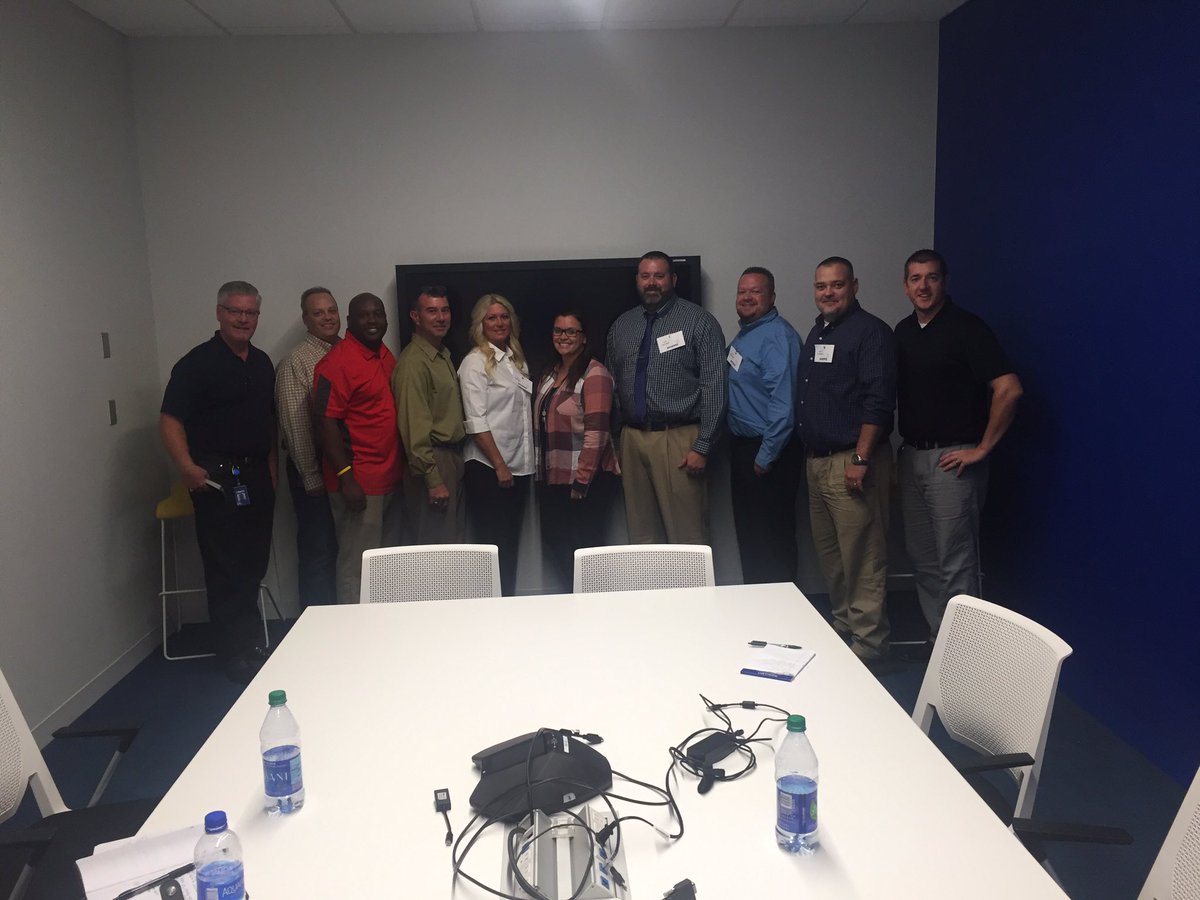 NichCaughell's tweet photo. And...SESSION 6!!! What a powerful day!!! Thank you MDs!!! #nextsteps #futureSM #development https://t.co/F3MiBNY5xp