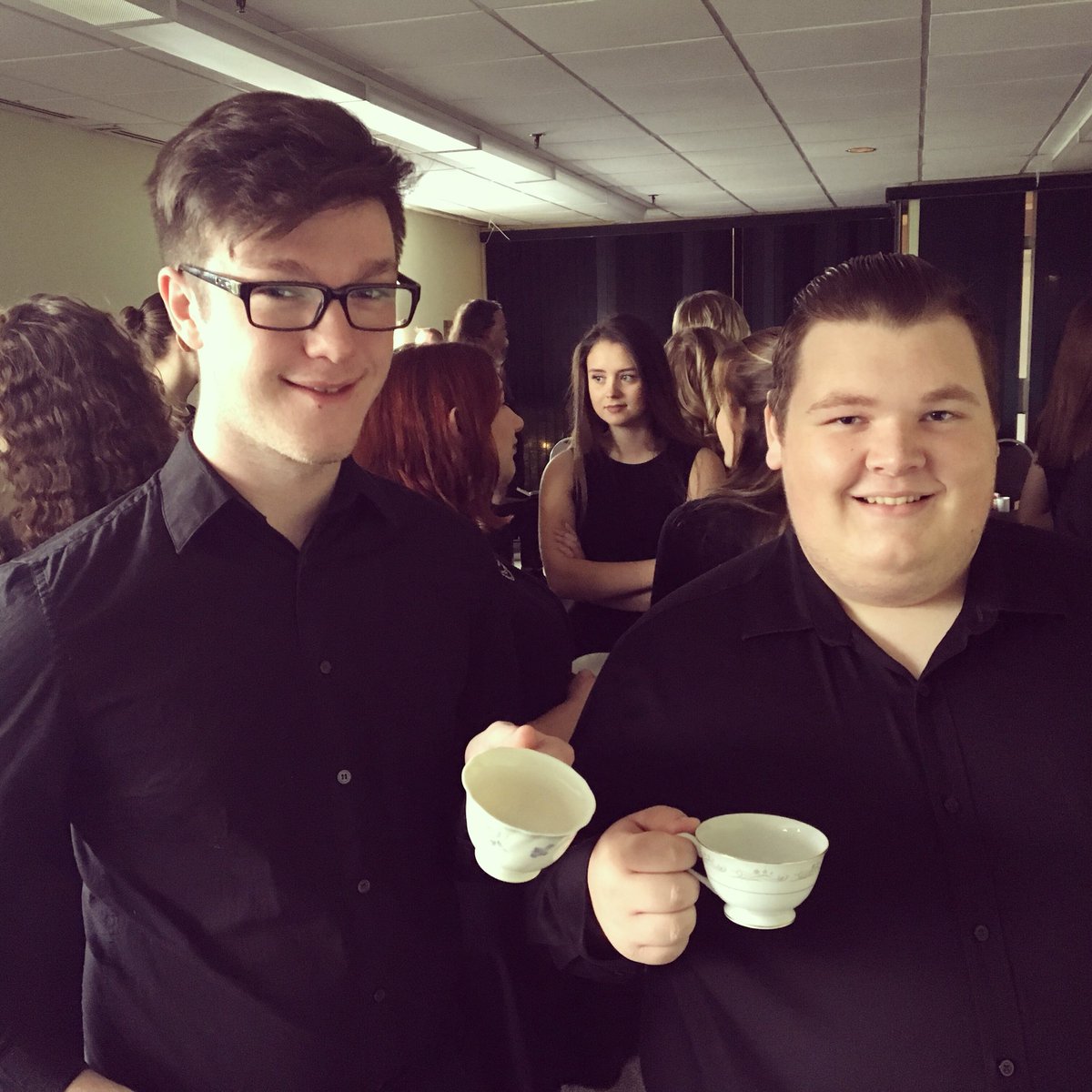 MusicAtMemorial's tweet photo. Music@memorial students our cup of tea at #mungrad17. #Bravo @musicschooldean @MUN_Students @janeleibel #nlarts  #operastudents https://t.co/1bhHyUOAHs
