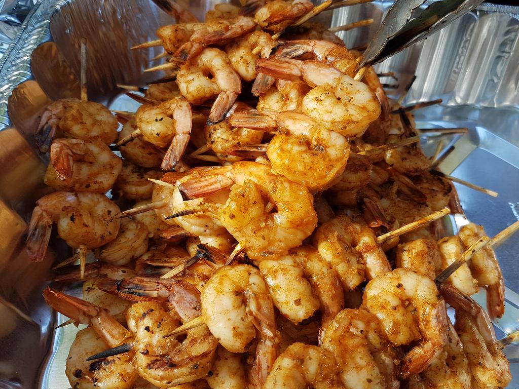 minoslam's tweet photo. And the @stickburners rub works great on shrimp! https://t.co/40sLBPPfjG