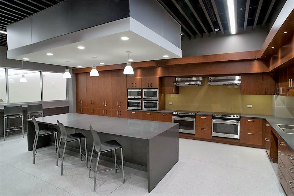 NexlabI's tweet photo. Check out this large break room we completed earlier this year. Proud of these results! #NexLabDesign #DesignBuildServiceSupport https://t.co/quTopbUALZ