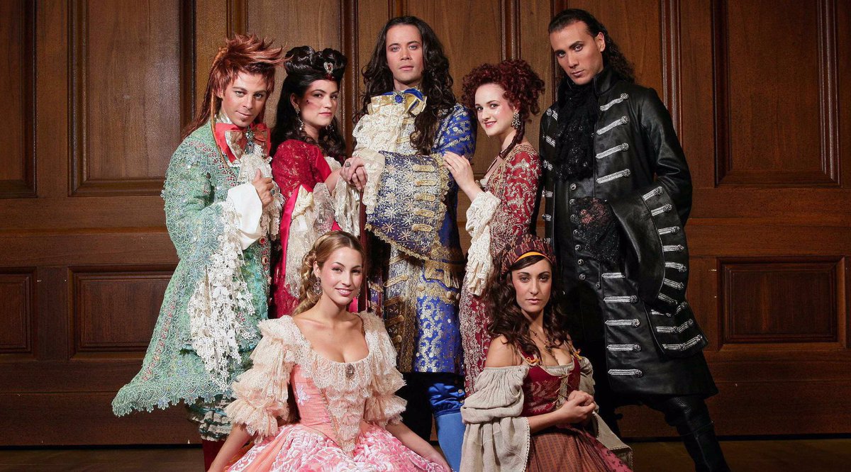 Rashtagmedia's tweet photo. 📢 ACTU 
🎭 #LeRoiSoleil 
👍🏽 Retour de la comédie musicale en préparation 
👉🏽 RT si tu aimes l'idée 
⏹ Source : #QHM @puremedias @kamelouali https://t.co/tyU8LupMsl