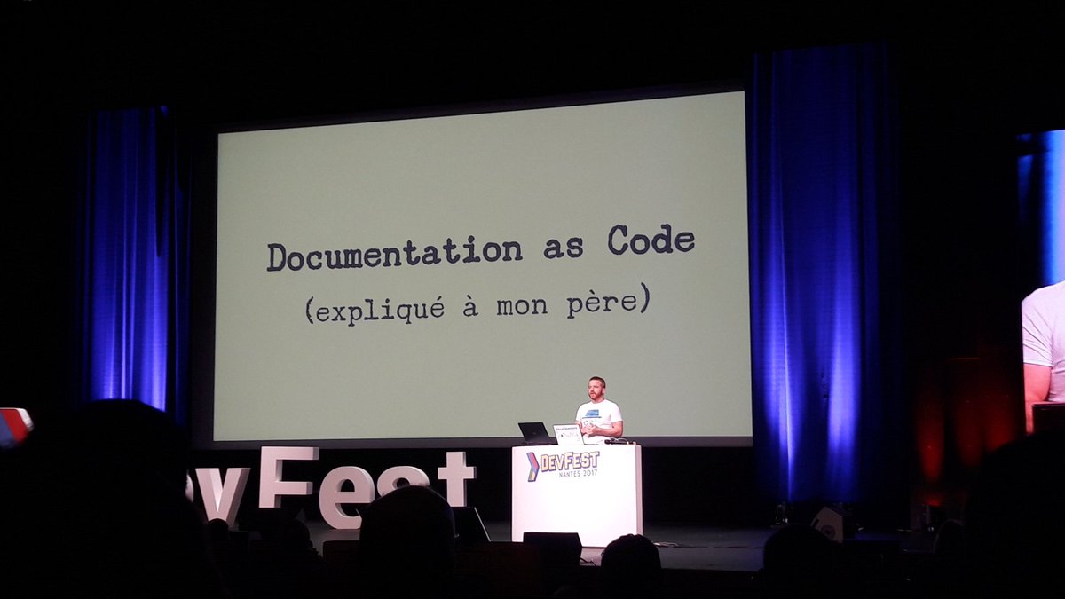 mathieualbert's tweet image. Présentation très intéressante de AsciiDoc AsciiDoctor by @hsablonniere #docAsCode #devfestnantes #révolutionDeLaDocumentation?