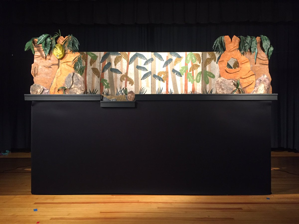 AGCShenValley's tweet photo. @barefootpuppets sharing @TricksterTales with 500 Stone Spring students today and 500 Waterman students yesterday!!!@HCPSArts https://t.co/Wm68uIpQlc