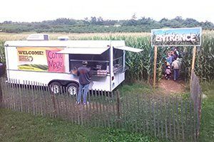 DaddyTimeCT's tweet photo. Get lost in a Corn Maze this weekend at Bishop's Orchards https://t.co/5AdfPKUIIC https://t.co/H03Ma9Qj4R