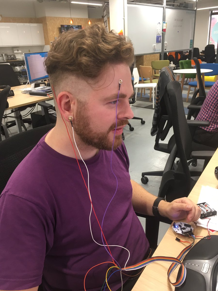 KiBoDoTech's tweet photo. Just another day at @Eagle_LabsCambs! @brynnigan experimenting with EEG provided by @OpenBCI this afternoon! #labexperimenting #literally https://t.co/AUr0LLzjZE