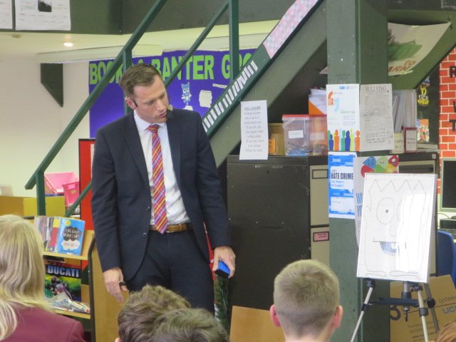 MontroseAcademy's tweet photo. Very busy & entertaining lunchtime all thanks to @PaulSCunningham & his amazing magic. Thanks & good luck in your new school. #MagicPaul https://t.co/xEpySkB0hT