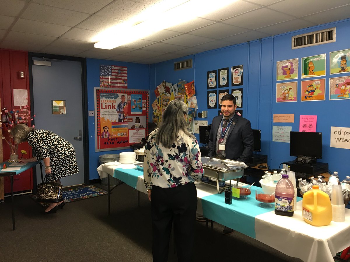 PortHoustonES's tweet photo. PHES welcomes Community and Business partners this morning for a meeting and breakfast #hisdcommunity @TeamHISD @VGarcia_PH @Atty_SusanSoto https://t.co/glxtUYHNkQ