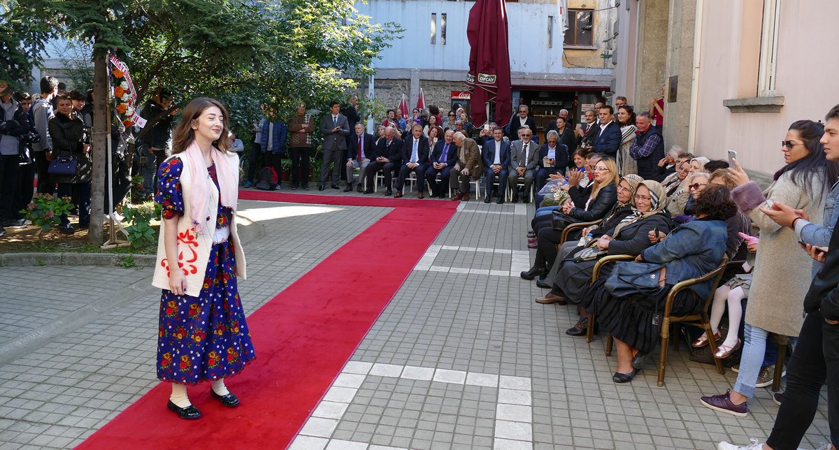 ofgumrukcuoglu's tweet photo. Trabzon Sanatevi tarafından bu yıl 9’uncusu düzenlenen Uluslararası Sanat Günlerinin açılışına katıldık... https://t.co/40mKyOHGzc https://t.co/0Rw7HkP4gl