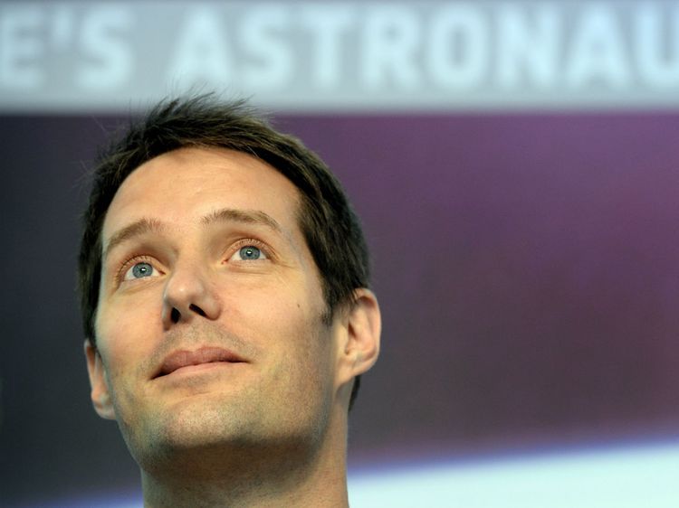 CNES's tweet photo. #Proxima La mission de @Thom_astro fait avancer la recherche sur notre santé https://t.co/TlRFIyPK2z https://t.co/nvTR5gHhqM