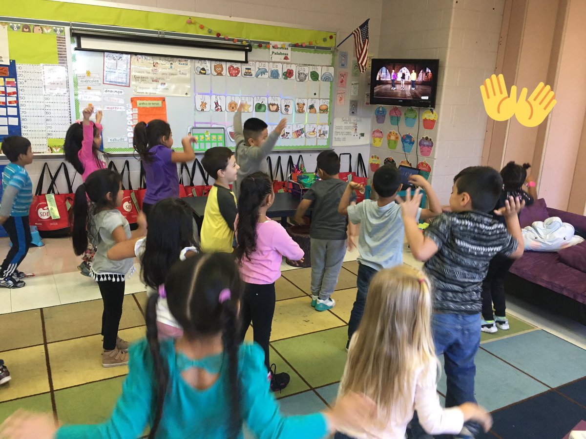 RoramaRuth's tweet photo. Brain breaks w/ @GoNoodle are a great way to take a break and refocus. @Amyteachesk @pamhernandez_4 @jamesburgschool https://t.co/Yu4wgMYB5E