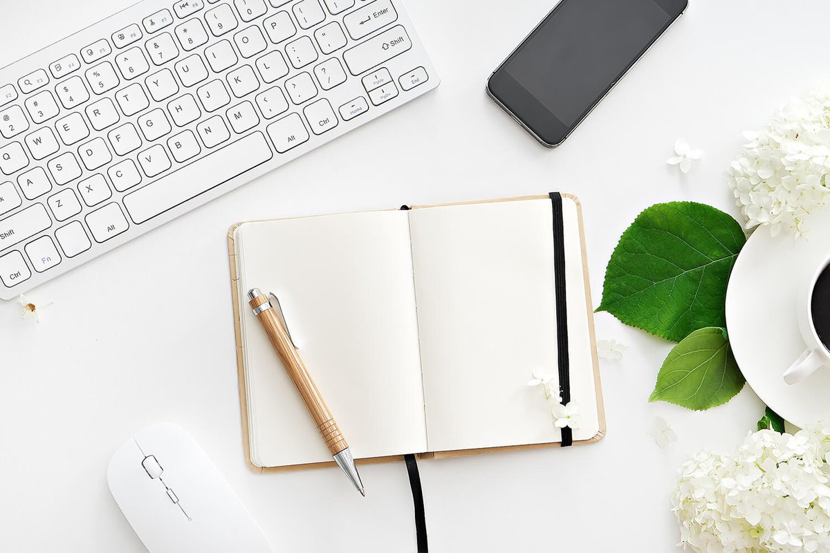 Charlotteledall's tweet photo. Les bons sites pour apprendre le #webdesign et faire sa veille :: https://t.co/9AmE1984Ju https://t.co/8A4jJzsPZE