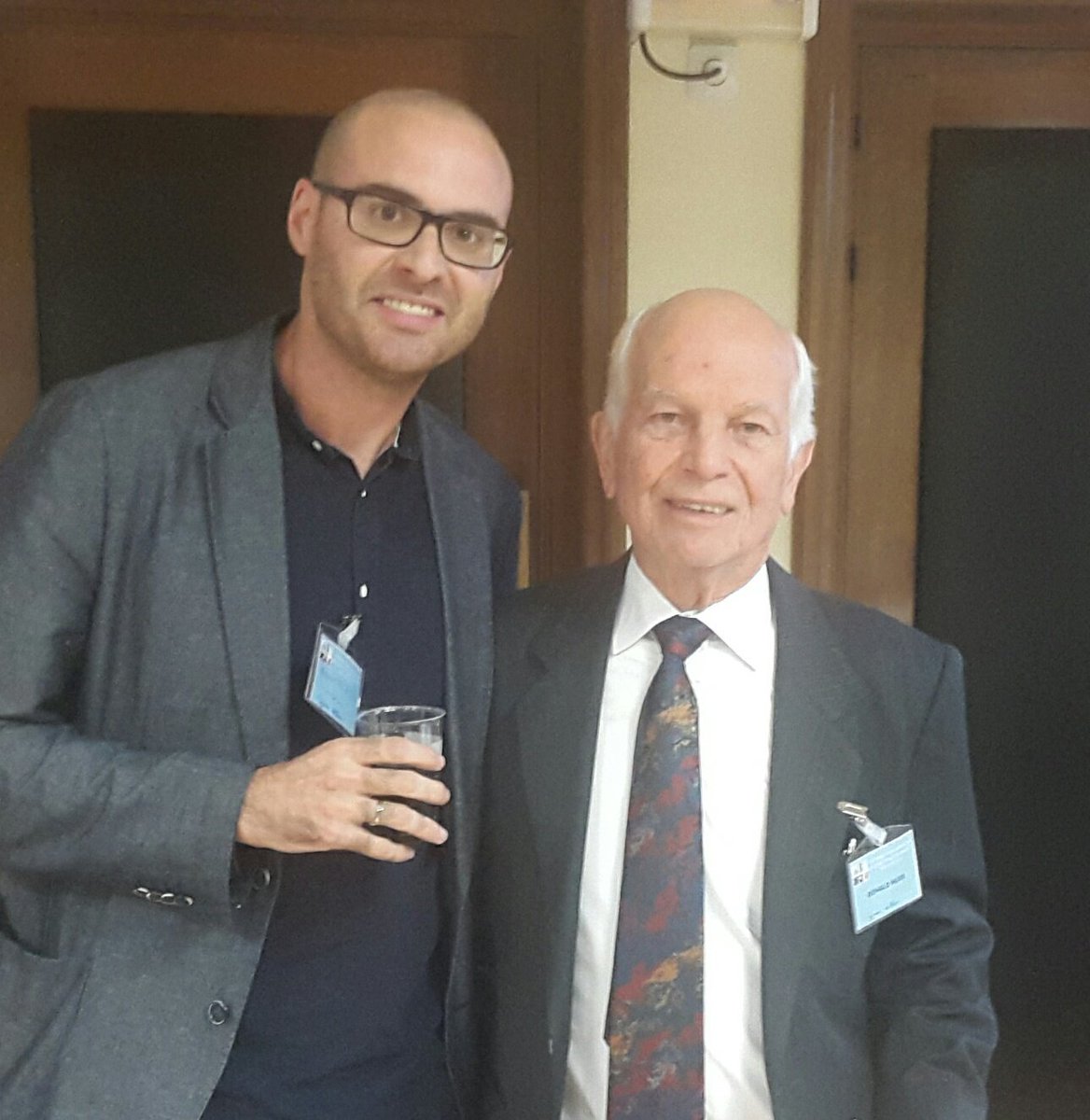 DrBernardoNunez's tweet photo. Aprendiendo de los mejores cirujanos de #pectusexcatum del mundo en el @wall_chest de Barcelona.Compartiendo experiencias con Dr.Nuss! #taulinoplastia https://t.co/EDerluM1op