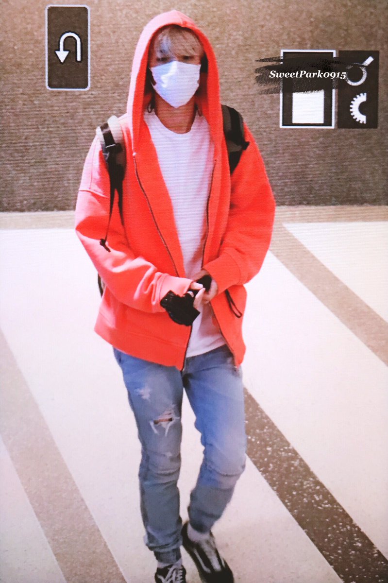 sweetpark_0915's tweet photo. 171019 LAX Preview 3P
Work so hard👏🏻 @Jae_Day6 
#데이식스 #DAY6 #제이 #Jae 
#EveryDay6 https://t.co/N2uhUpaHZe