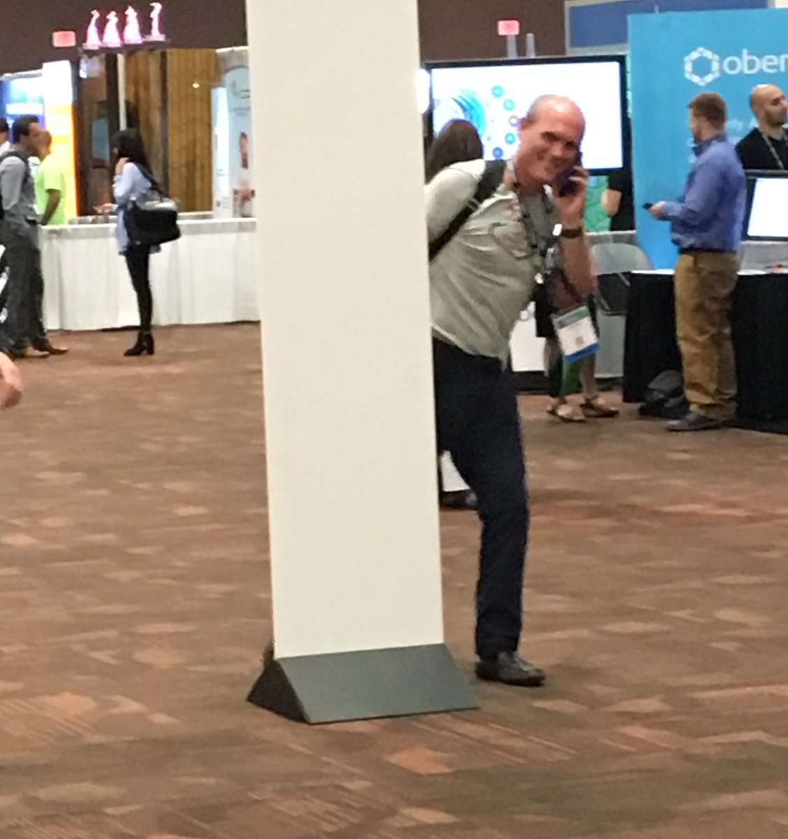 stacey_palazzo's tweet photo. One more day @SageIntacct #advantage17 . Stop by #k32 before the show ends π€ @APSPayroll https://t.co/AwXBwctEbH