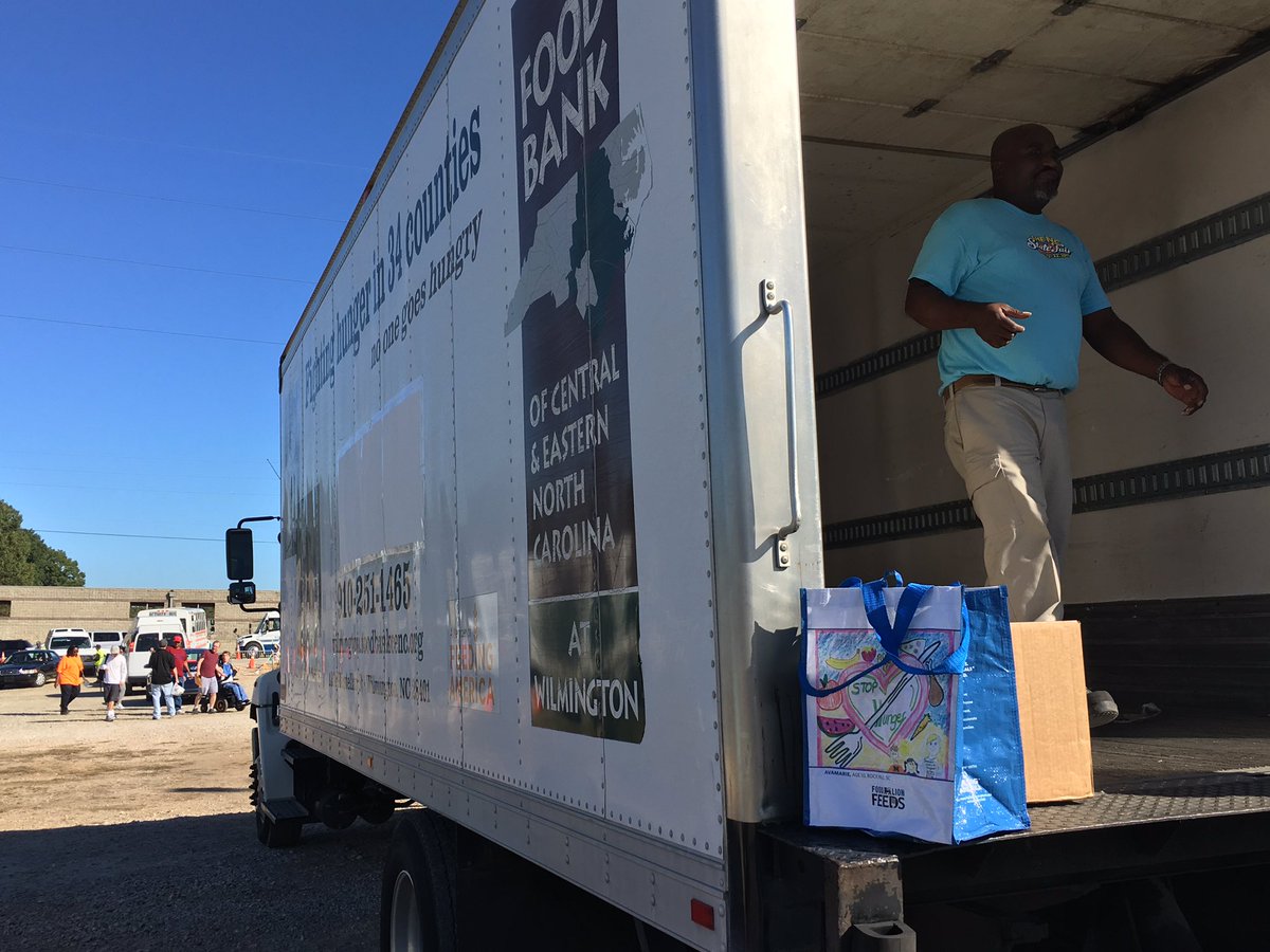 FoodBankCENC's tweet photo. ❤️ Several dozen cans were just donated by a family who said they donate because they used to need help...and they love the @NCStateFair! https://t.co/mxpc6mbG61