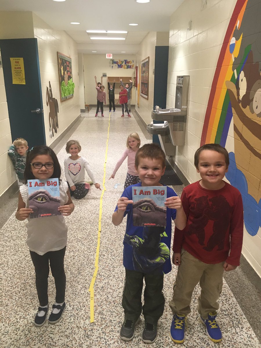 cbinette19's tweet photo. How long is a T Rex? We've been reading about them and wanted to know more. We used Kiddle and found out they are 43ft long. Whoa!! https://t.co/DeL1JnXGAM