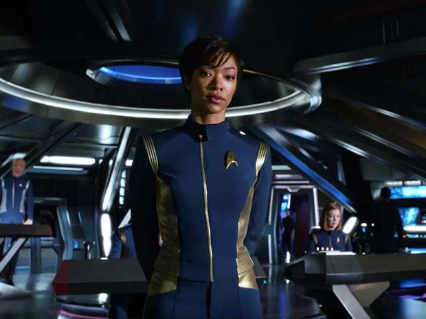 AlaFilmOffice's tweet photo. Two Alabama women helped launch new "Star Trek" series https://t.co/dmxJ3NNFqH  #SonequaMartinGreen #MaeJemison #StarTrek #StarTrekDiscovery https://t.co/cDJ0m93SgC