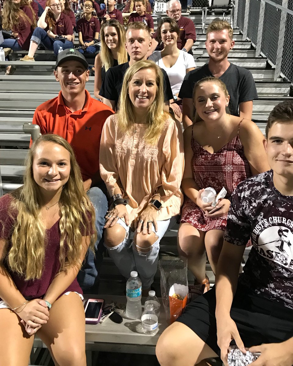 CCAJaxAlumni's tweet photo. Enjoyed seeing familiar faces and catching up at the Homecoming Alumni Tailgate. https://t.co/7pYZoyrtnp